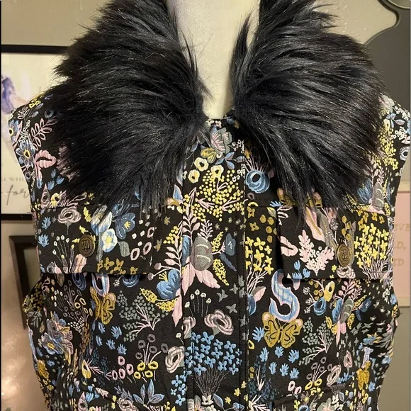 Sui by Anna Sui Colorful Tapestry Fur Vest L - Picture 12 of 17